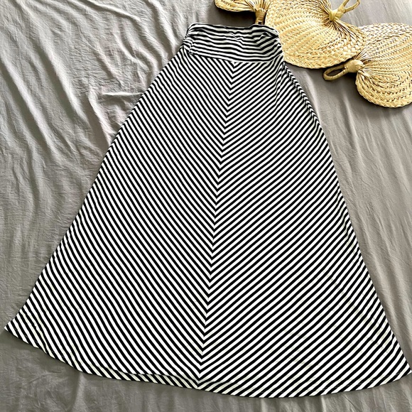 Merona Dresses & Skirts - Merona Black and White Striped Maxi Skirt